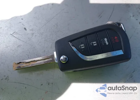 2021 Toyota Corolla Xse/Xse Apex Edition z USA, uszkodzony, nr VIN 5YFT4MCE9MP077834